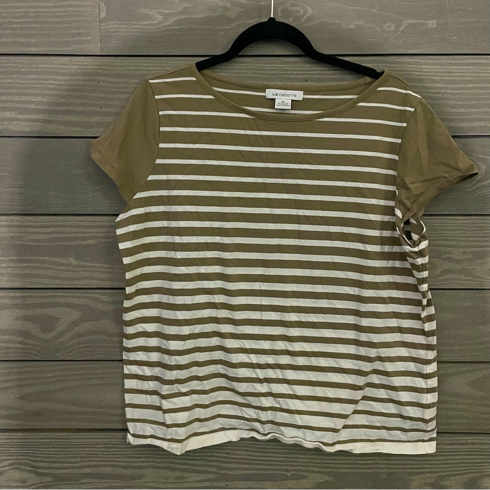 LIZ CLAIBORNE SHORT SLEEVE STRIPED TOP